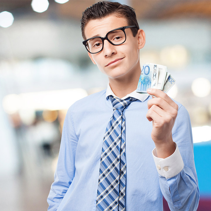 Student der beim Dualen Studium Geld verdient