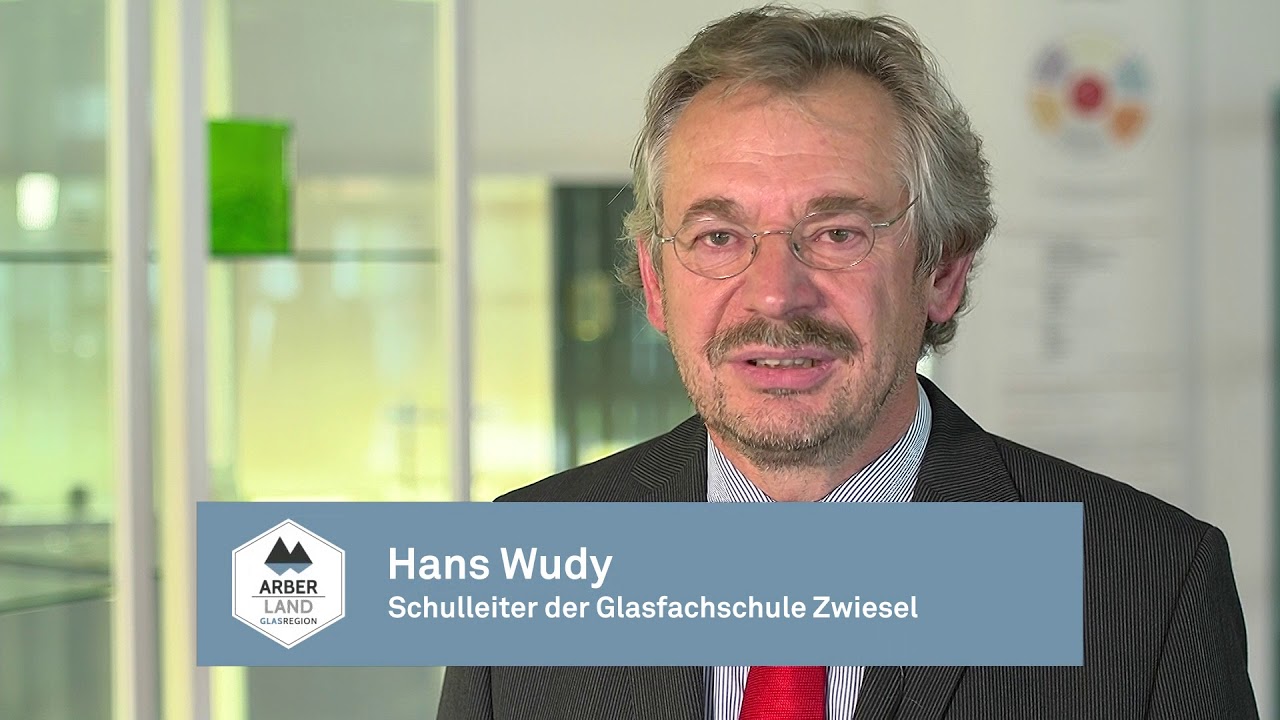Vorschaubild zu YouTube-Video Glasregion ARBERLAND: Glasfachschule